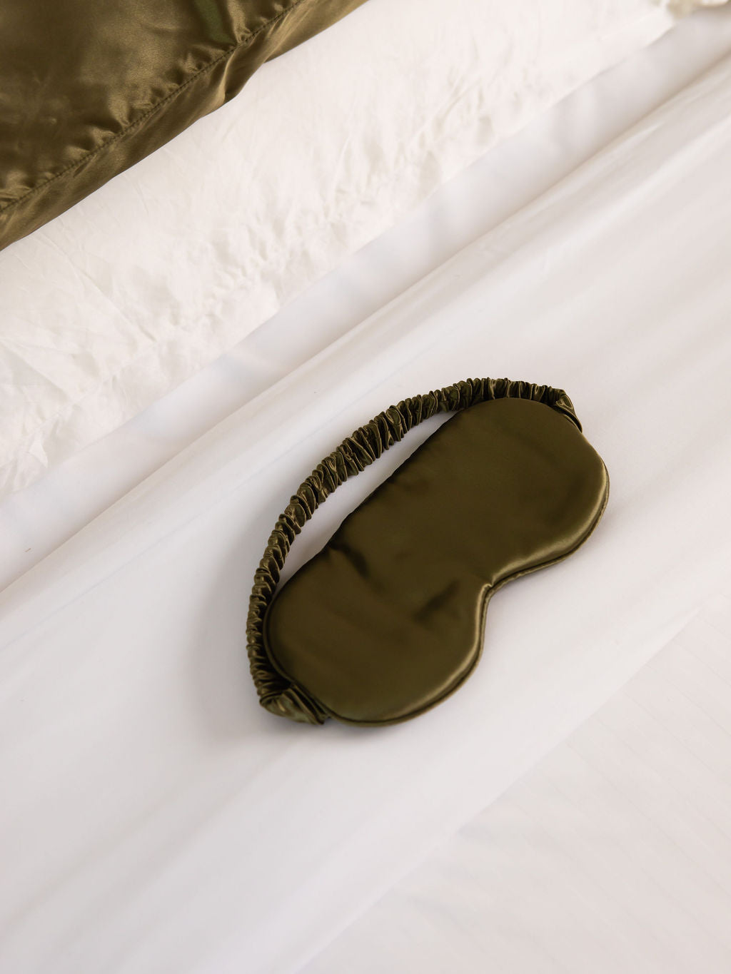 Certified Organic 22MM Mulberry Silk Eye Mask in Olive