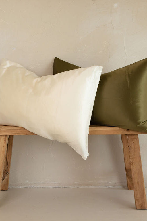 Certified Organic 22MM Mulberry Silk Pillowcase in Olive Green