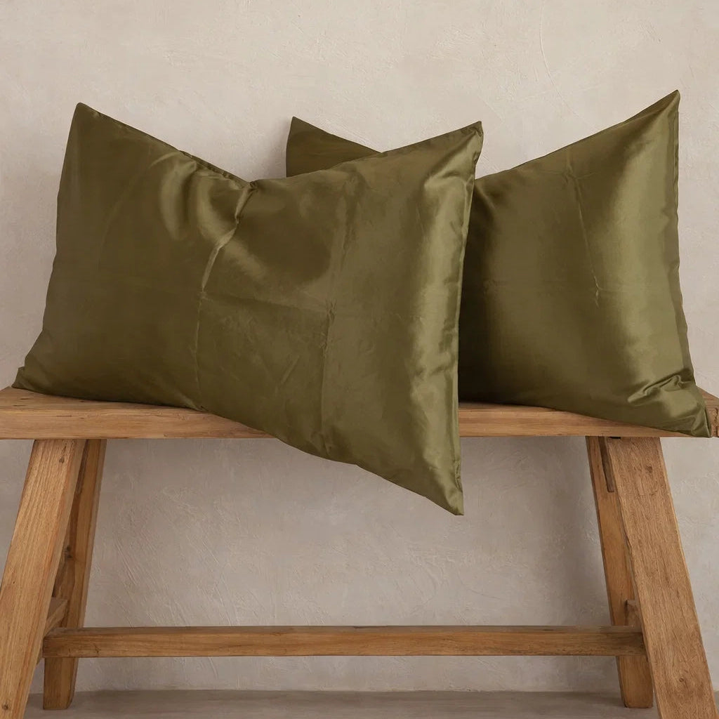 Mulberry Silk Pillowcase (Olive Green) - Smoother Hair & Skin Overnight grounding product for sleep, stress relief and recovery | Organic Earthing